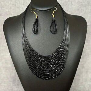 BLACK BEADED SET